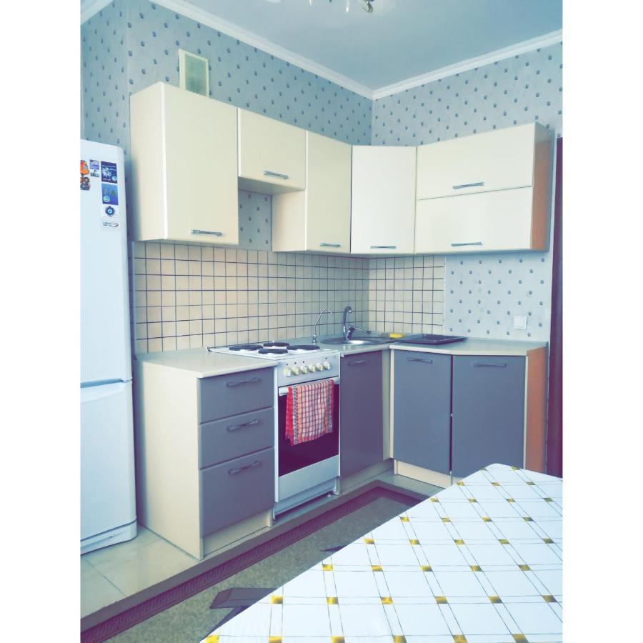 Apartment In Heart Of Astana Екстериор снимка
