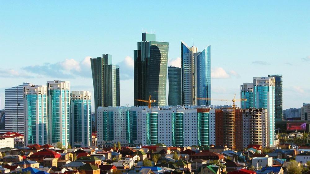 Apartment In Heart Of Astana Екстериор снимка