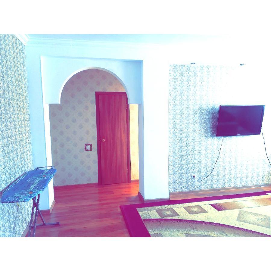 Apartment In Heart Of Astana Екстериор снимка