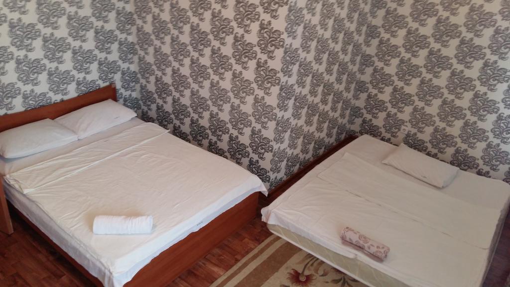 Apartment In Heart Of Astana Екстериор снимка