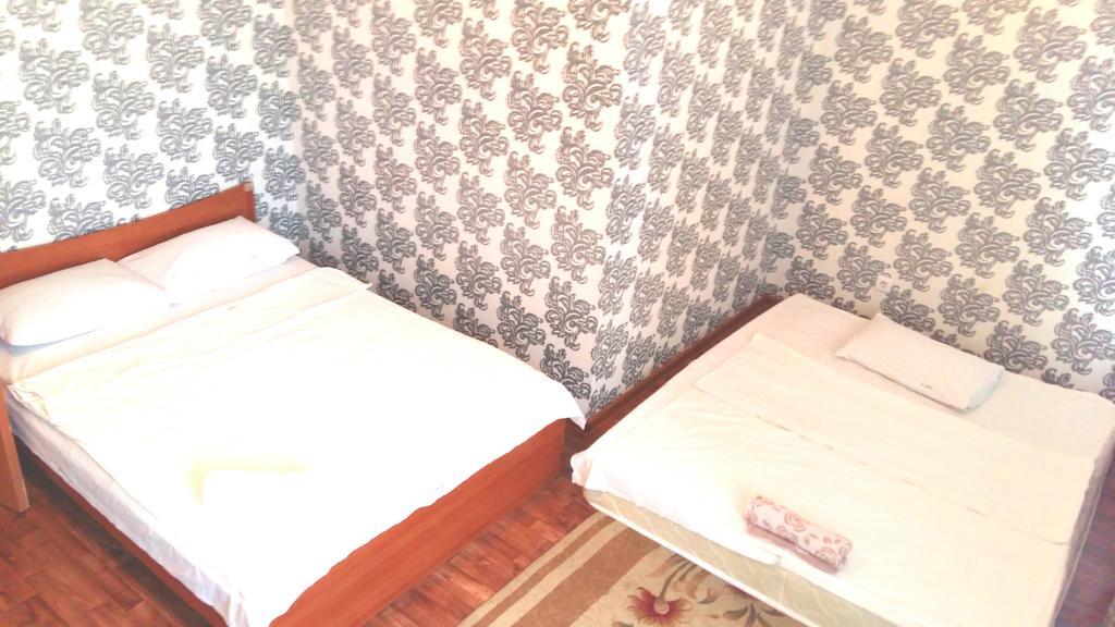 Apartment In Heart Of Astana Екстериор снимка
