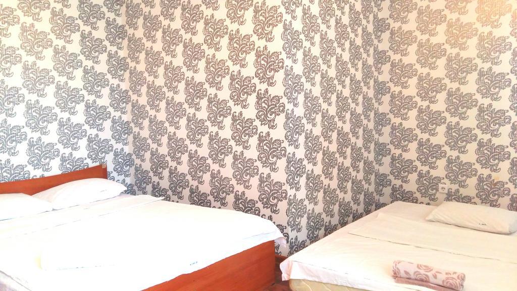 Apartment In Heart Of Astana Екстериор снимка